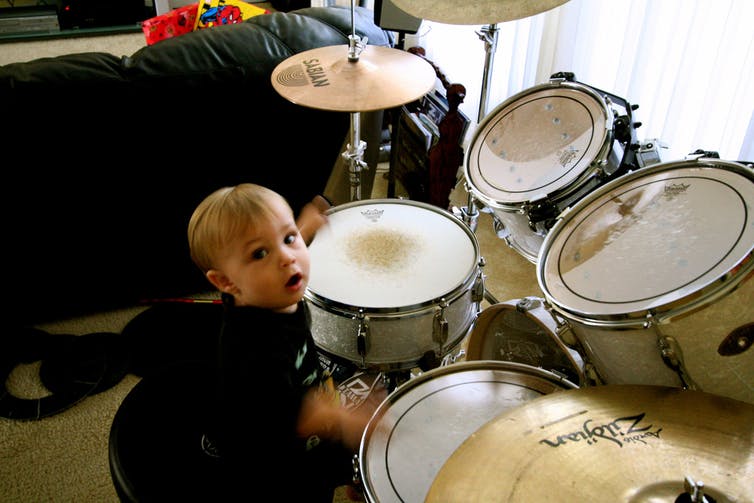 Bisakah Pelatihan Musik Dini Membantu Bayi Belajar Bahasa